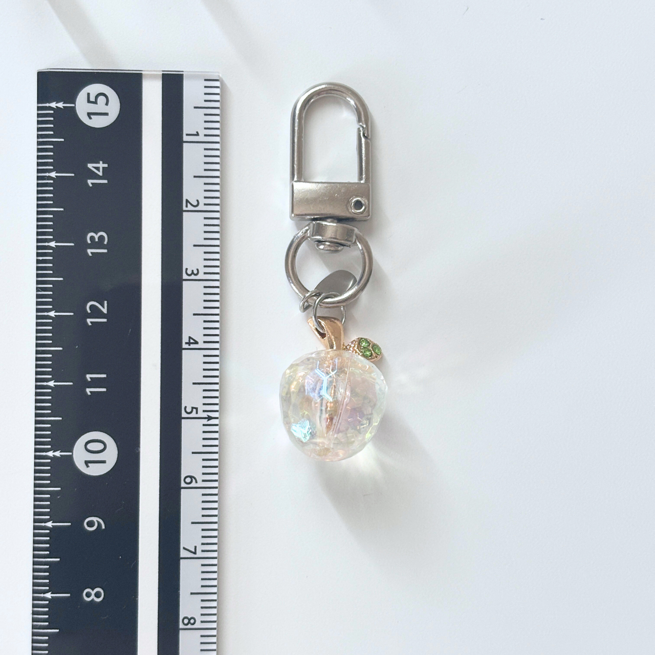 クリスタルアップルチャーム