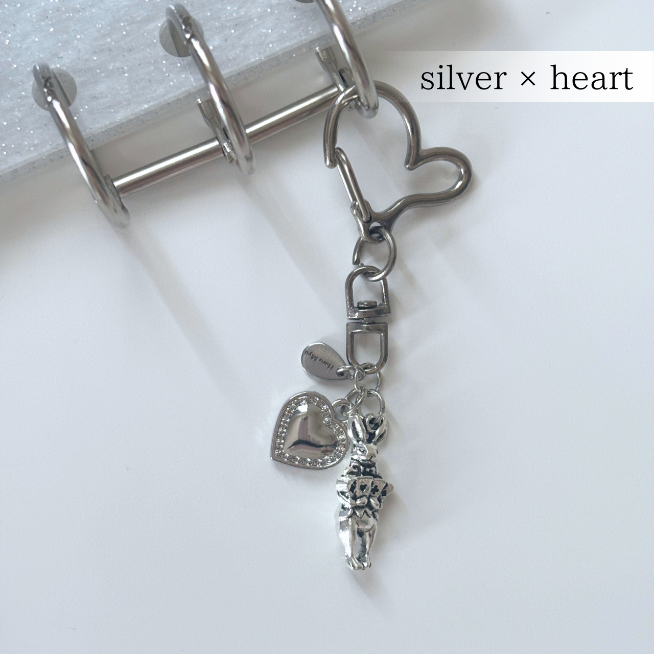 白うさぎチャーム