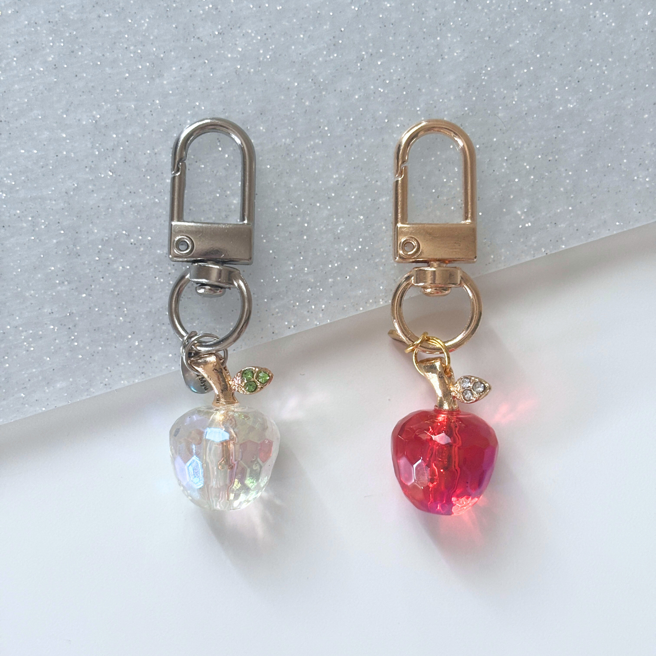 クリスタルアップルチャーム